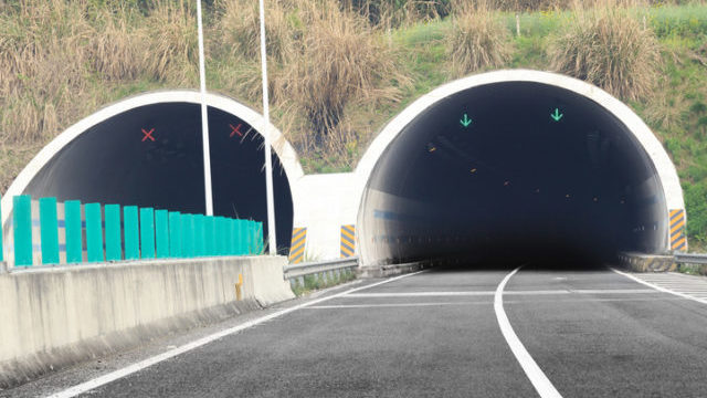 353014_tunel 640x420.jpg