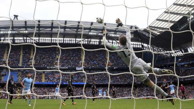 353133_fabian delph 640x420.jpg
