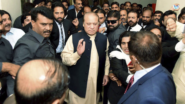 353391_pakistansky exminister 640x420.jpg