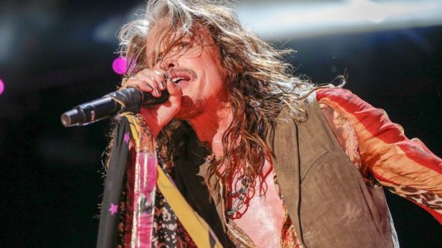 353514_steven tyler 640x420.jpg