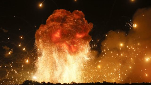 353526_ukraine_ammunition_blast_06495 42fdc869a9bd4cb08cdb9fd0e235b179 640x420.jpg