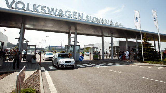 353542_volkswagen 2 1 640x420.jpg