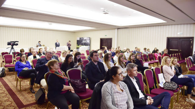 353687_druhy rocnik cestovno rucharskej konferencie predstavil prezentacne video bratislavskeho kraja 6 640x420.jpg