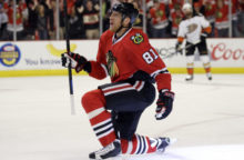 354184_ducks_blackhawks_hockey f33a0529606447339c34413d824a643e 640x420.jpeg