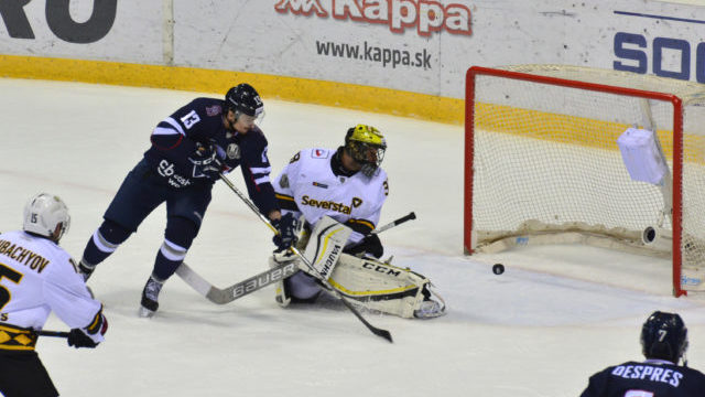 354222_hc slovan bratislava 2 640x420.jpg