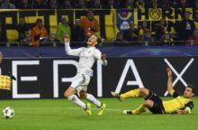 354231_gareth bale sokratis 640x420.jpg