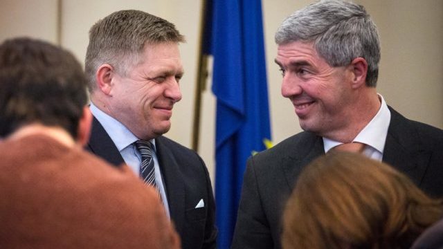 354246_robert fico bela bugar 640x420.jpg
