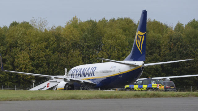 354325_ryanair 640x420.jpg