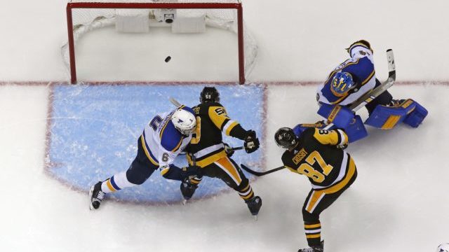 354361_sidney crosby 87 640x420.jpg