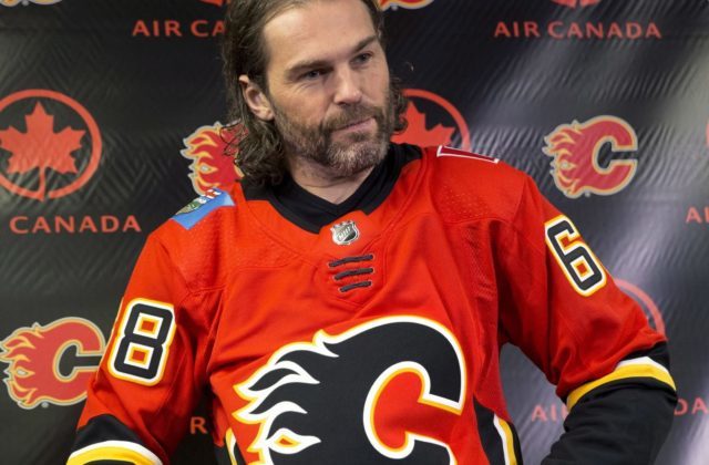 354375_flames_jagr_hockey_02246 d9b08b77ddbe4e99acb87499b7f3fc39 640x420.jpg