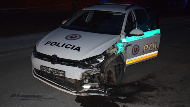 354399_policia 640x420.jpg