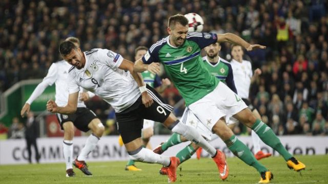 354481_gareth mcauley sandro wagner 640x420.jpg