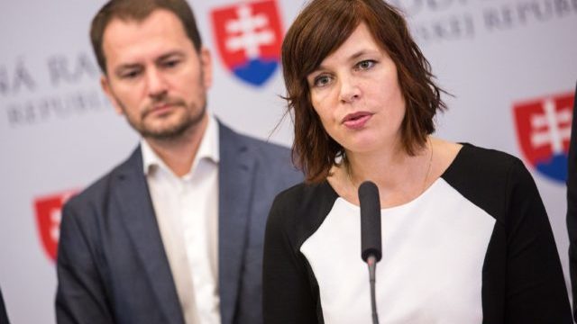 354563_igor matovic veronika remisova 640x420.jpg