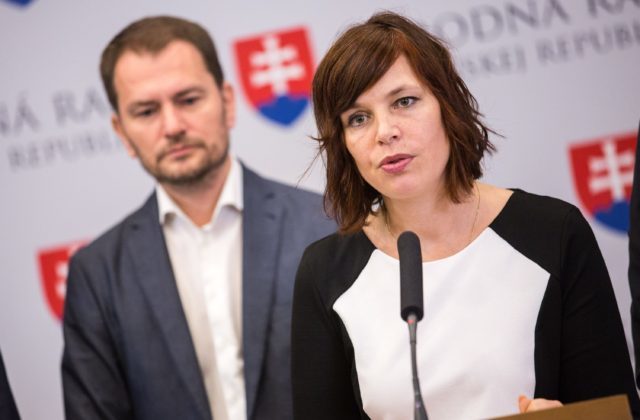 354563_igor matovic veronika remisova 640x420.jpg