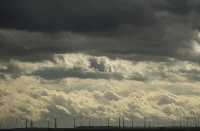 354598_germany_storm_96167 865fbba695ab4ceb8308037eb066051e 640x420.jpg