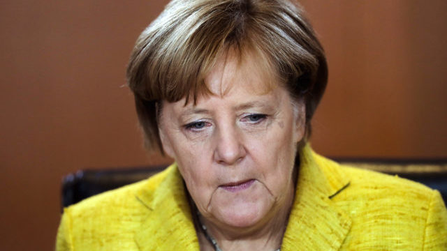354774_merkelova 640x420.jpg