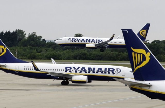 355289_britain_ryanair_88200 d6e50f2506c94a279150bba1137a2115 640x420.jpg
