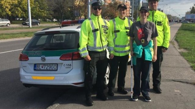 355337_policia_den bielej palice 640x420.jpg