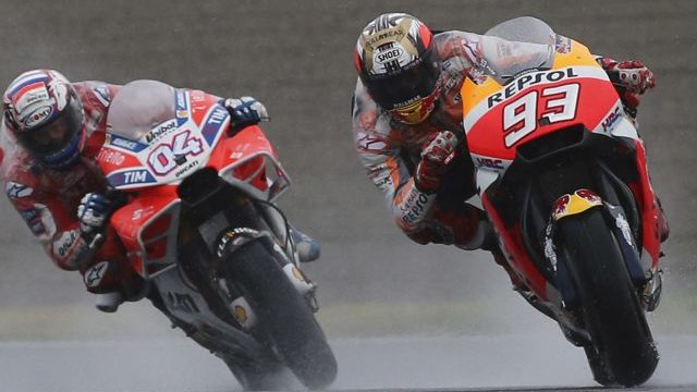 355451_marc marquez andrea dovizioso 640x420.jpg