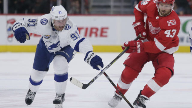 355618_nhl 2 640x420.jpg