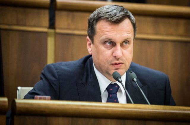 355673_andrej danko 3 640x420.jpg