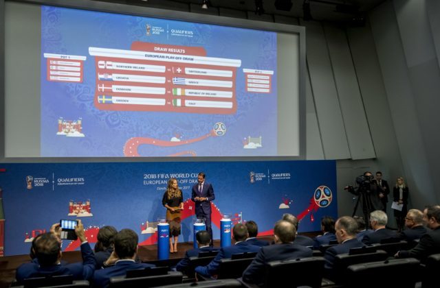 355714_switzerland_soccer_wcup_playoff_draw_40107 1c9dc6f0483e471185a7cf3ee346b9e1 640x420.jpg