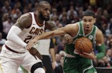 355733_lebron james jayson tatum 640x420.jpg