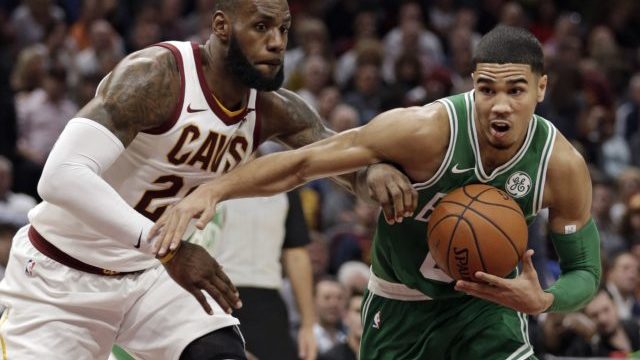 355733_lebron james jayson tatum 640x420.jpg