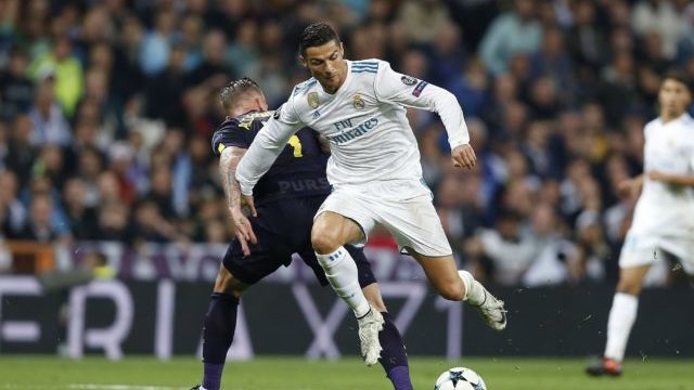 355739_toby alderweireld cristiano ronaldo 640x420.jpg