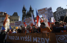 355994_volby 2 640x420.jpg