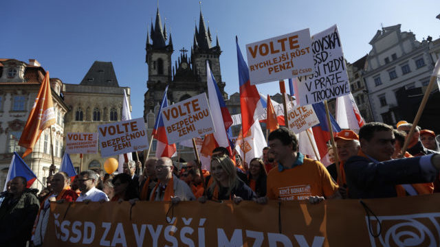 355994_volby 2 640x420.jpg