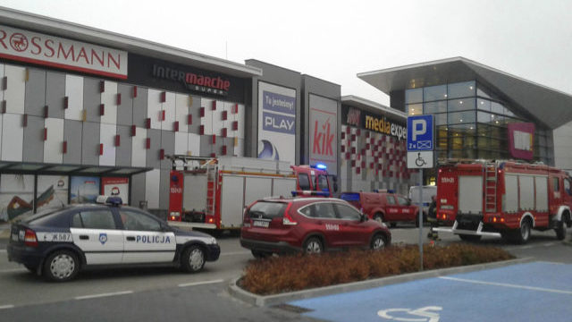 356039_poland_knife_attack_16303 72db963edd7b4036ba5ce2de3bbd7264 640x420.jpg