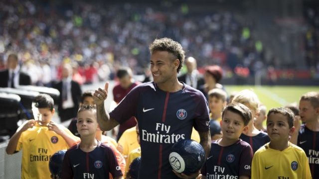 356055_france_soccer_neymar_90456 5d9f44d84c7745c0a9925245b9e17b04 640x420.jpg