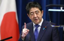 356131_aptopix_japan_politics_97457 c7d8704e1fe2472eb9dbc642fc59b483 640x420.jpg