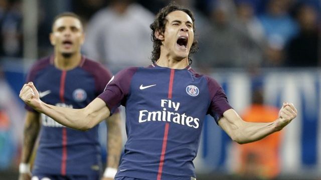 356202_edinson cavani 640x420.jpg