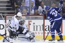 356323_drew doughty 8 jonathan quick auston matthews 640x420.jpg