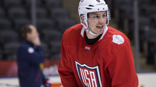 356397_zach parise 640x420.jpeg