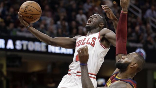 356431_jerian grant 2 lebron james 640x420.jpg