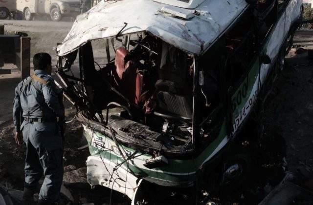 356758_autobus 640x420.jpg