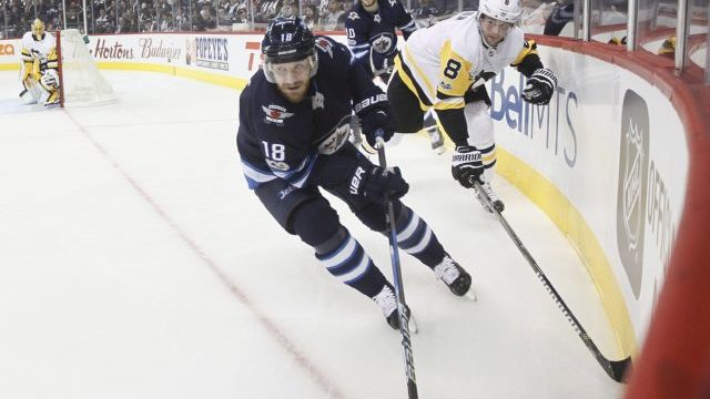 356887_bryan little bryan dumoulin 640x420.jpg