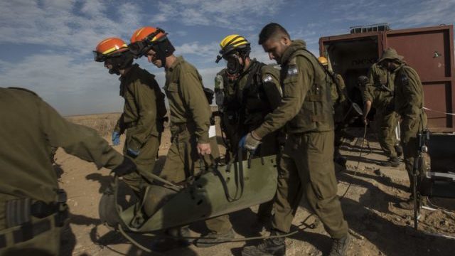 356979_mideast_israel_army_drill b9dbbc17d6db47a9876f12d37018fbea 640x420.jpg