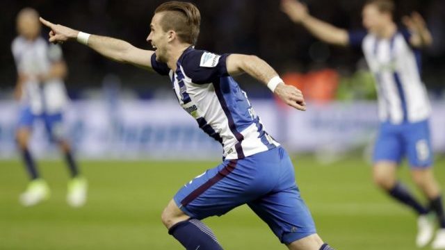 357292_germany_bundesliga_soccer_74277 efbed329f17047438a3508df545423d2 640x420.jpg