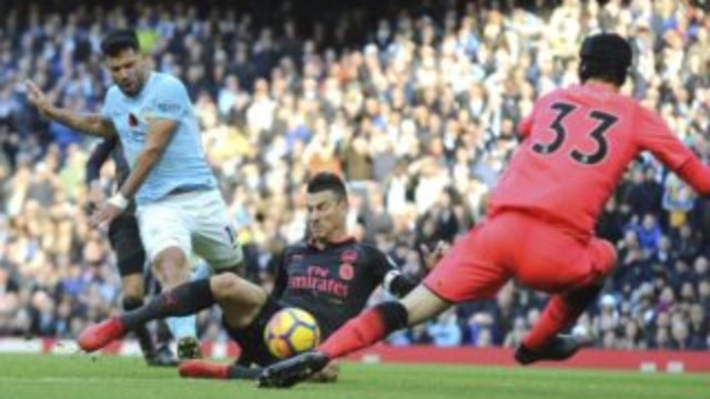 357572_britain_soccer_premier_league_76223 1c74be73cc4940d690c6b5f19cce7abf 320x210.jpg