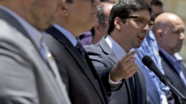 357575_venezuela_politcal_crisis_89776 7ede6c2bcfb348f18126254a80876dc9 320x210.jpg