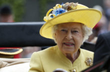 357598_britain_queen_27630 53af39d052d7426188bb34b848ccc5c3 640x420.jpg