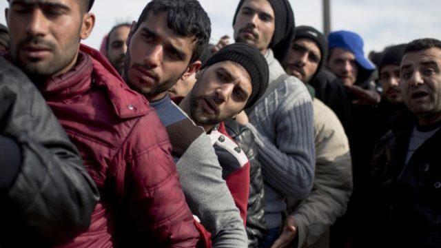 357632_greece_migrants ded3f6665dc241519026c4865156bc94 640x420.jpg
