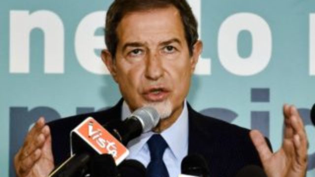 357664_italy_sicily_elections_14747 b20f4bafb15b42e5839db2549388457f 320x210.jpg