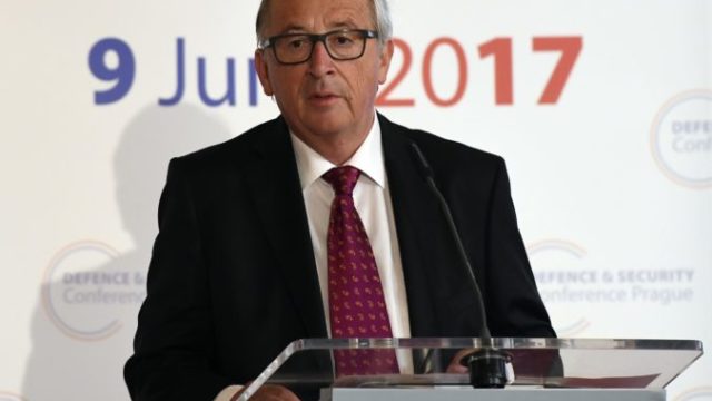 357880_juncker 676x524.jpg
