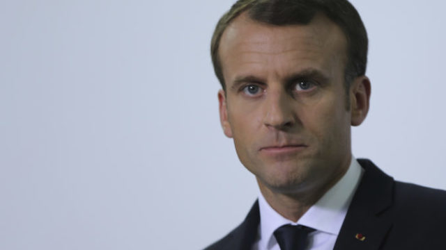358103_macron 676x479.jpg