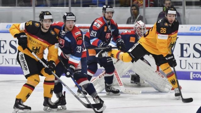 358247_germany_hockey_68334 96603a1f8f4549e5850107dc147a011e 676x456.jpg